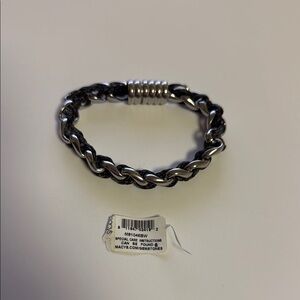Black and Silver Chain-Link Jewelry Bracelet
